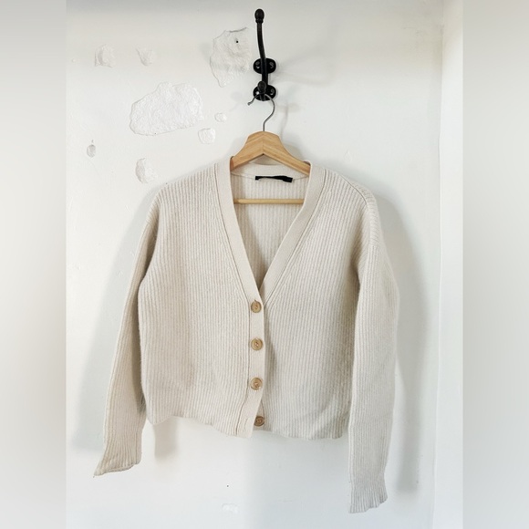 Jenni Kayne XXS Cropped Cashmere Cocoon Cardigan in White - Picture 2 of 6